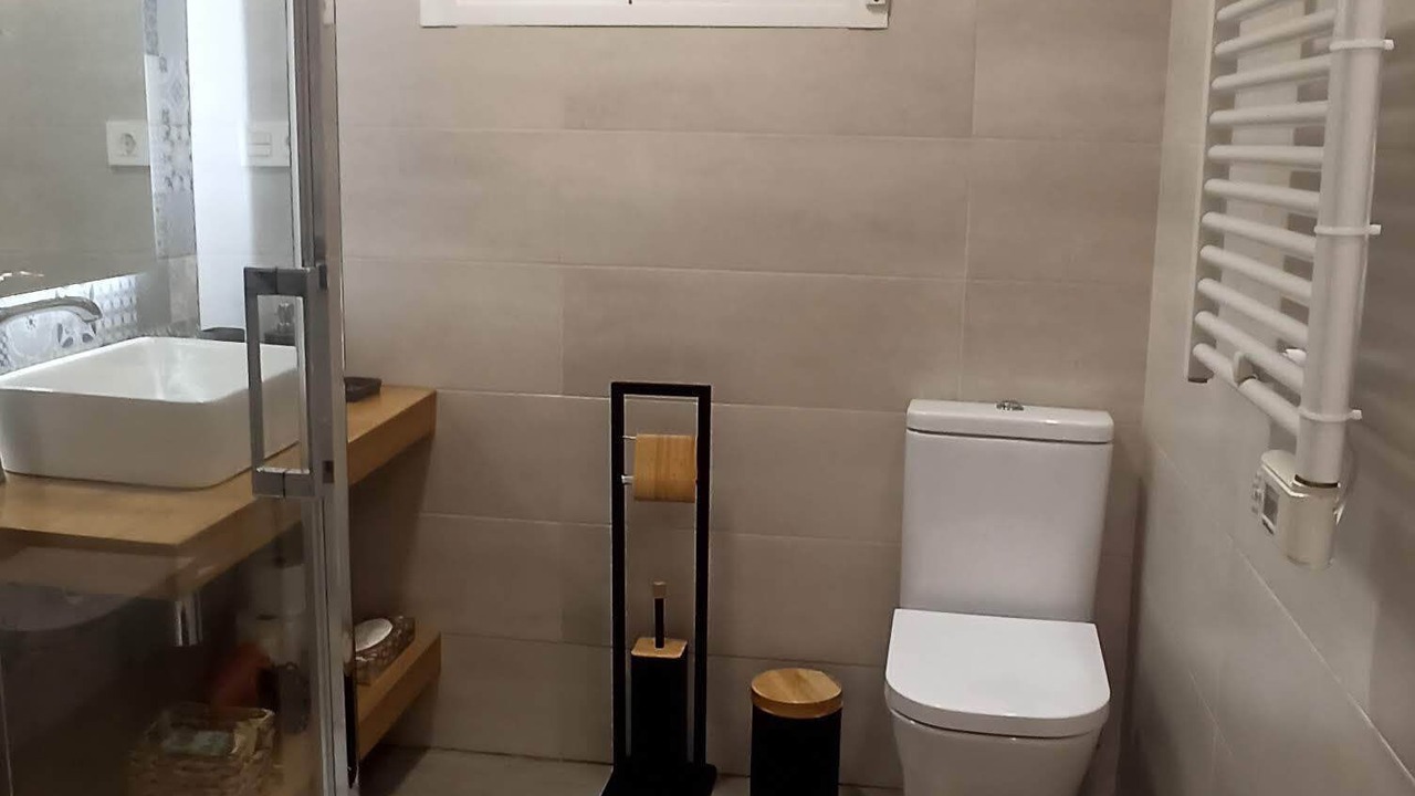 Photo of Bathroom in Genil
