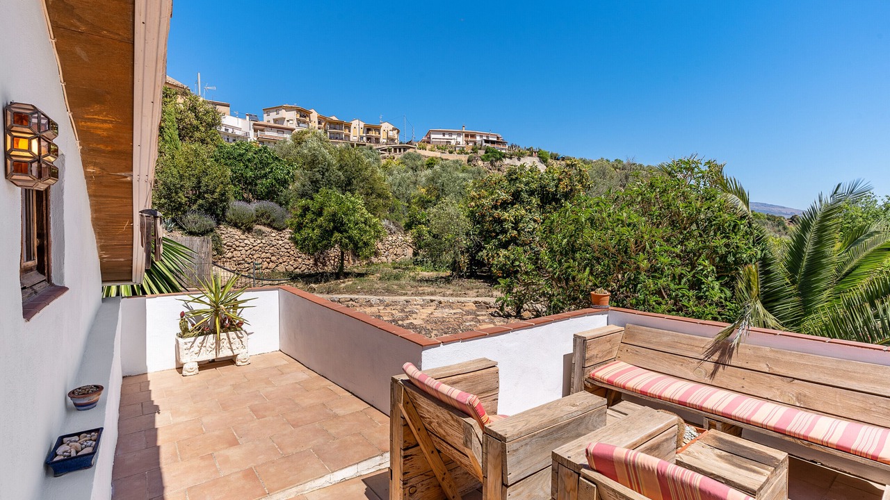 Photo of Patio Balcony in Albunuelas