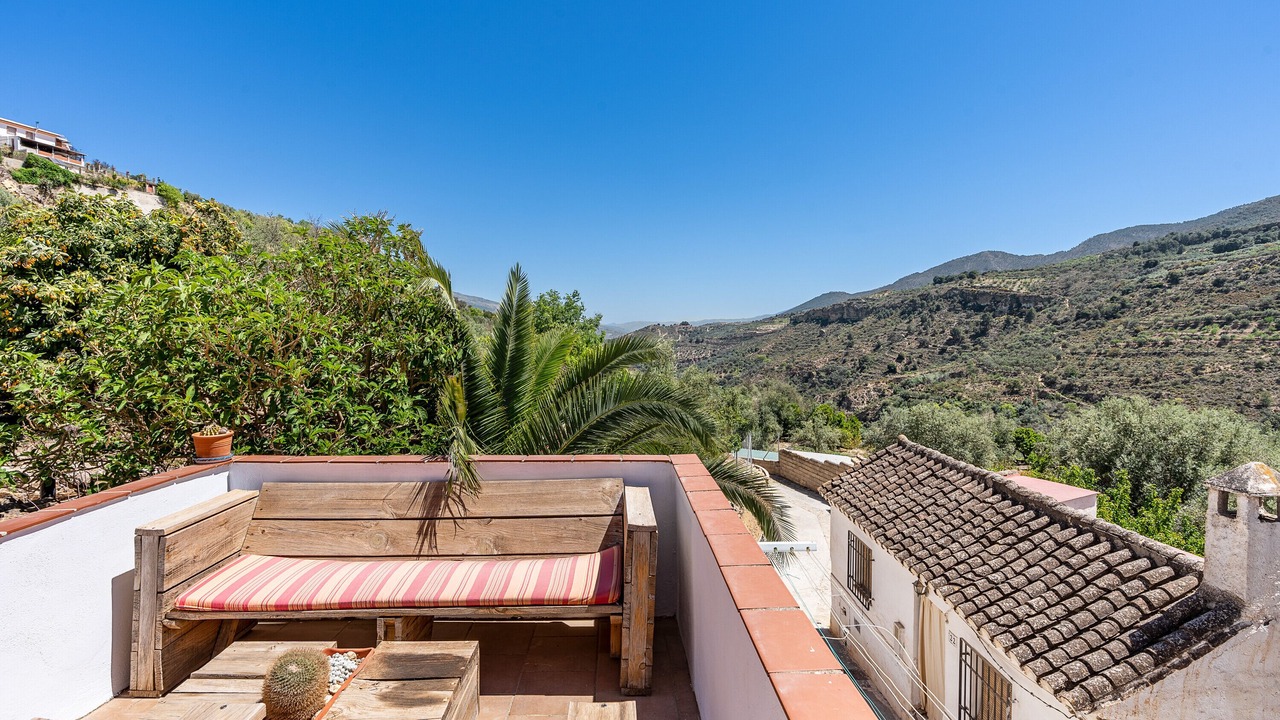 Photo of Patio Balcony in Albunuelas