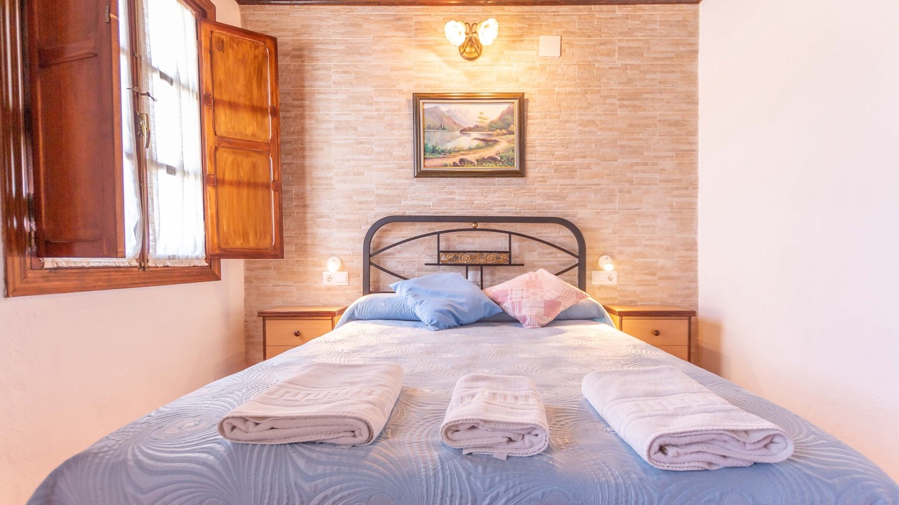 Photo of Bedroom in Cacin