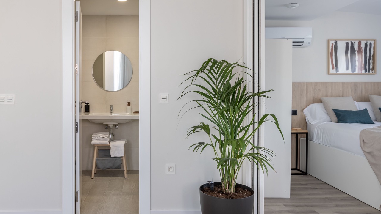 Photo of Bathroom in Central District