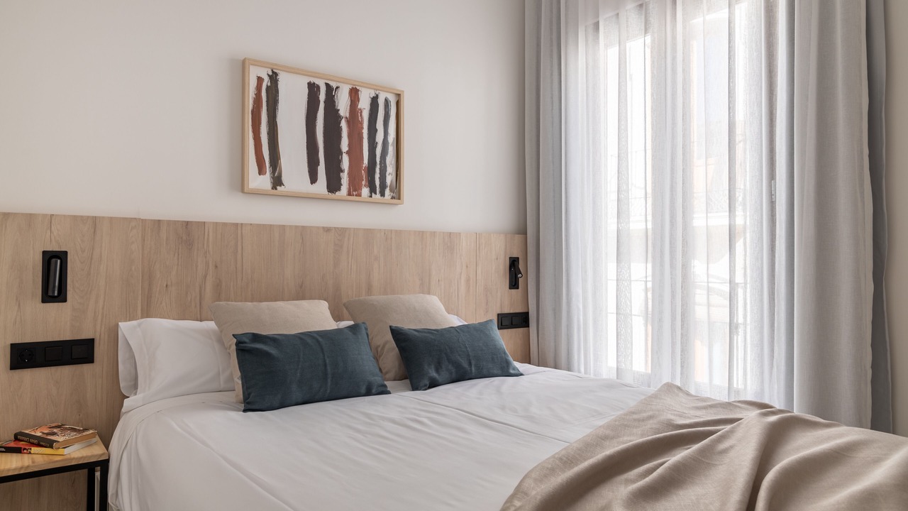 Photo of Bedroom in Central District
