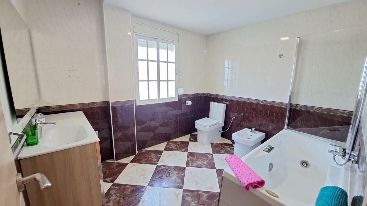 Photo of Bathroom in Padul