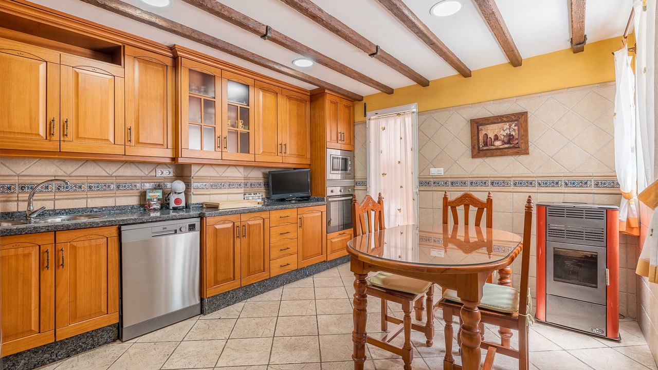 Photo of Kitchen in Velilla-Taramay
