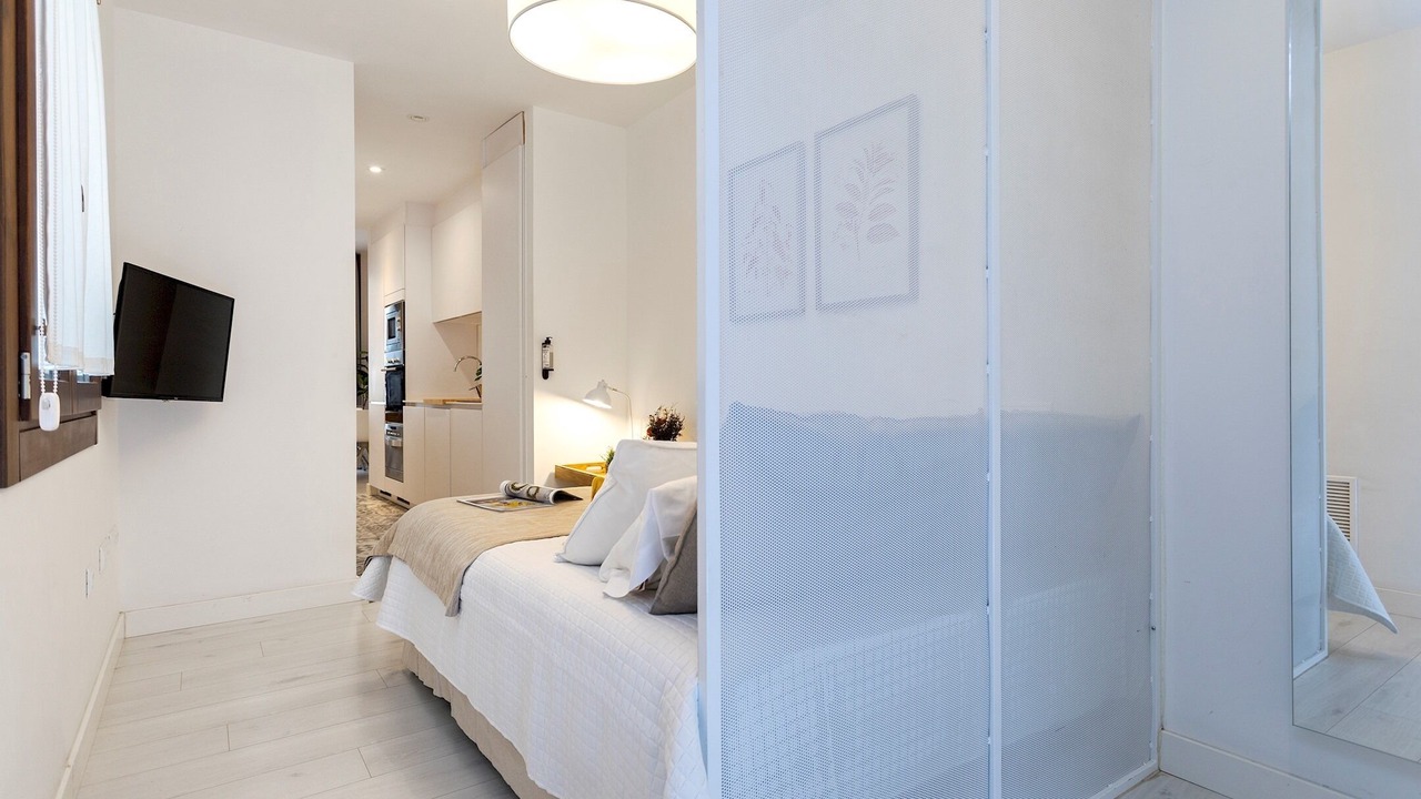 Photo of Bedroom in Central District