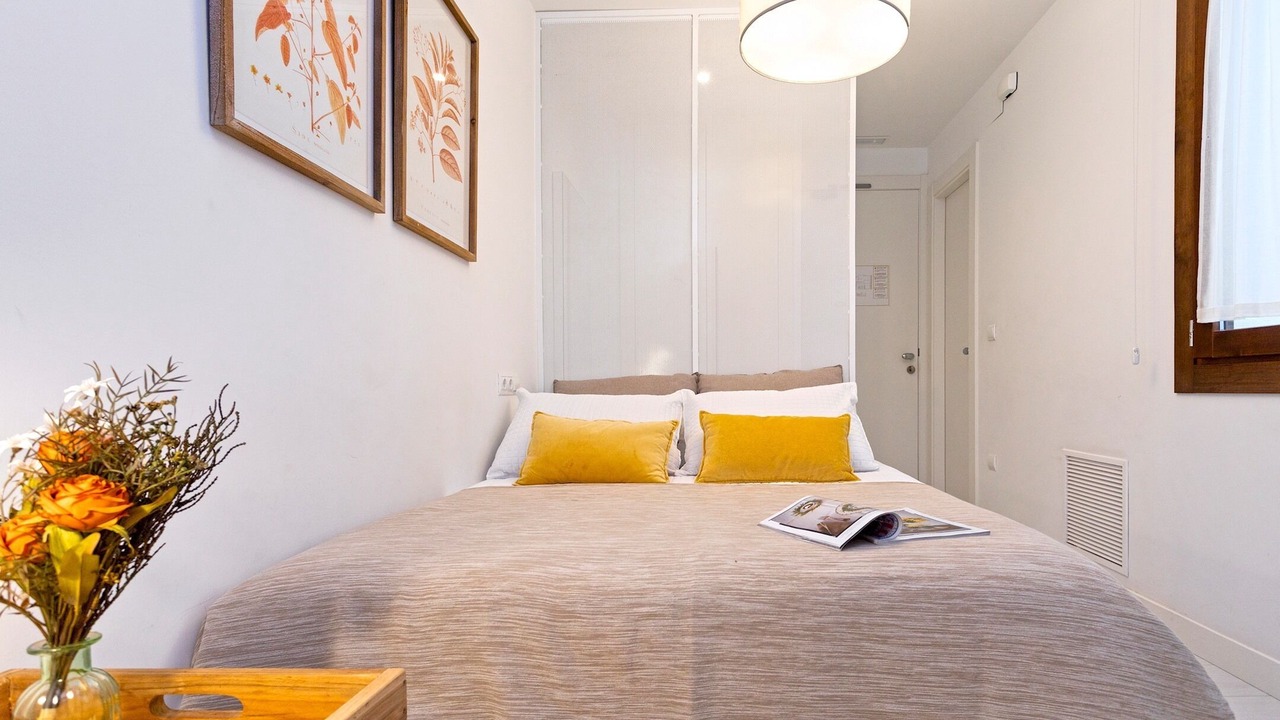 Photo of Bedroom in Central District
