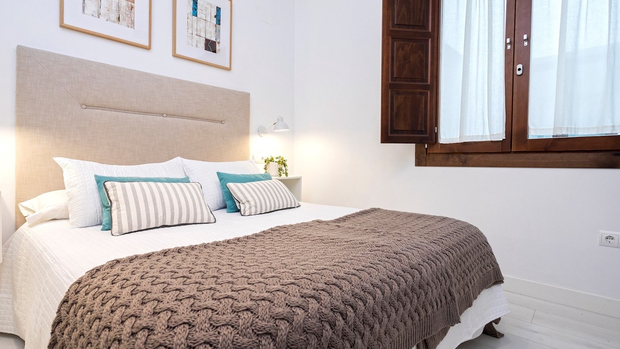Photo of Bedroom in Central District