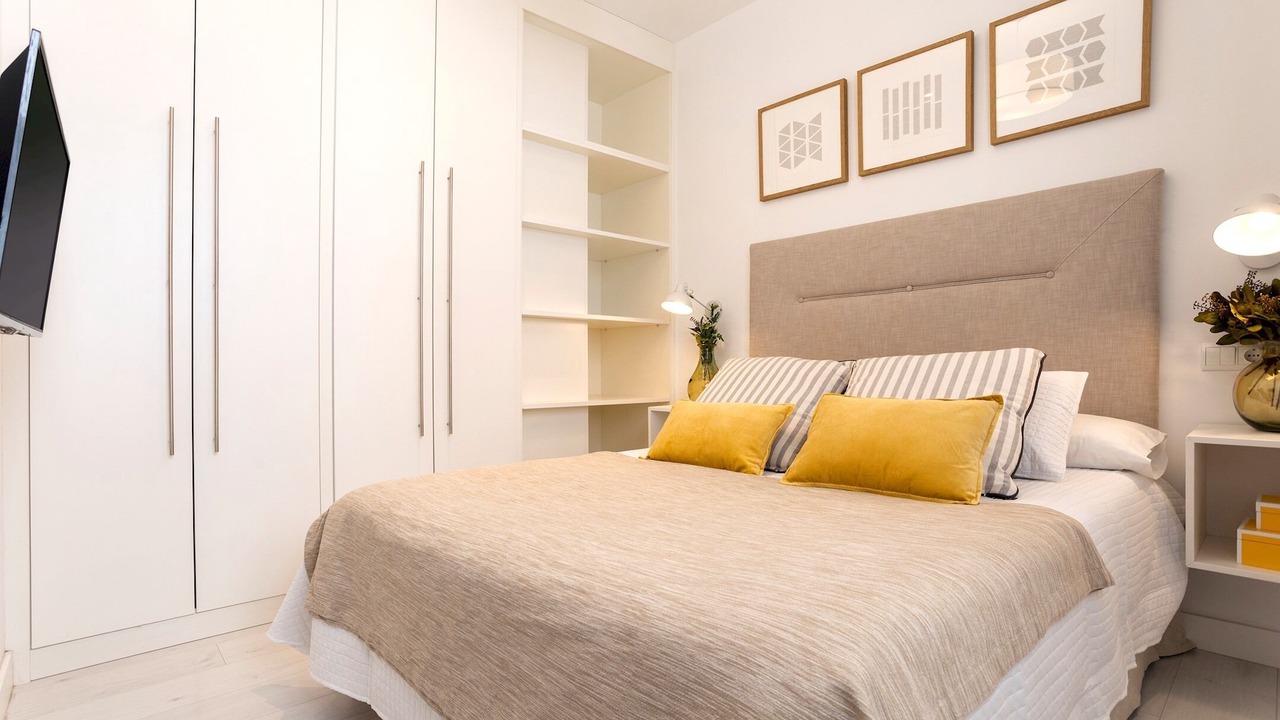 Photo of Bedroom in Central District