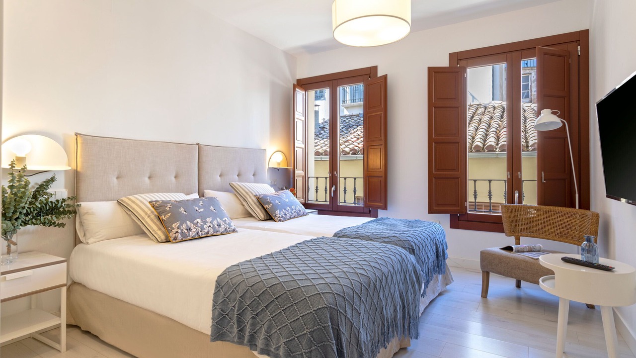 Photo of Bedroom in Central District
