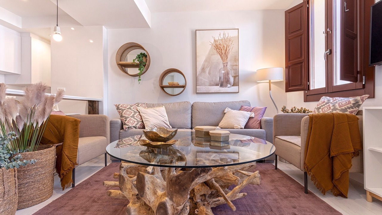 Photo of Livingroom in Central District