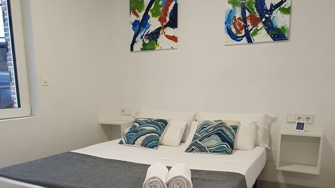Photo of Bedroom in Central District