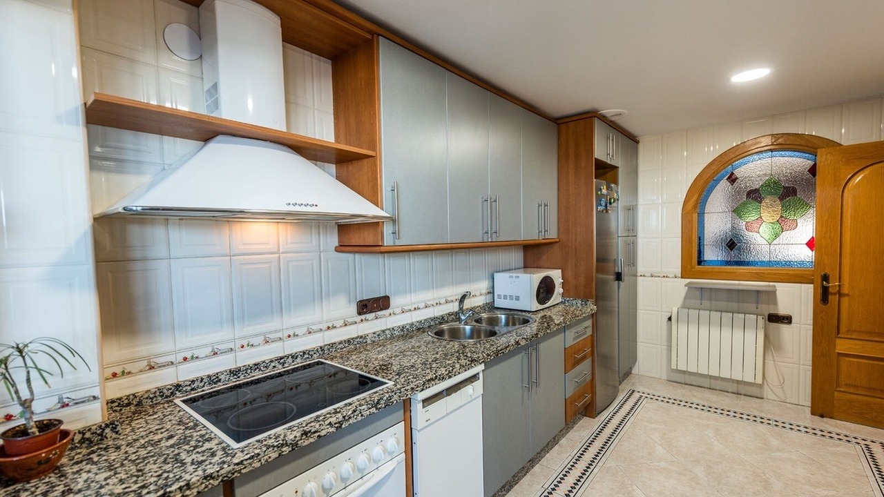 Photo of Kitchen in Guevejar