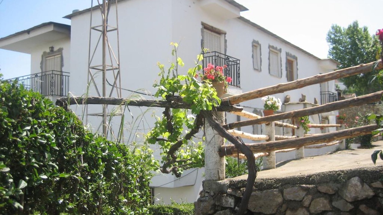 Photo of Outdoor in Mecina Bombaron