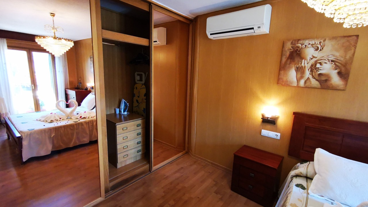 Photo of Bedroom in Figares