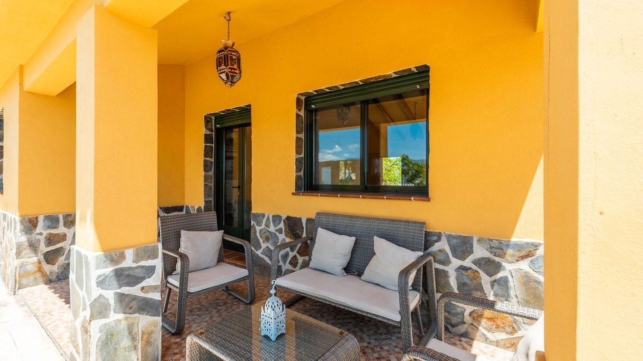 Photo of Patio Balcony in Itrabo