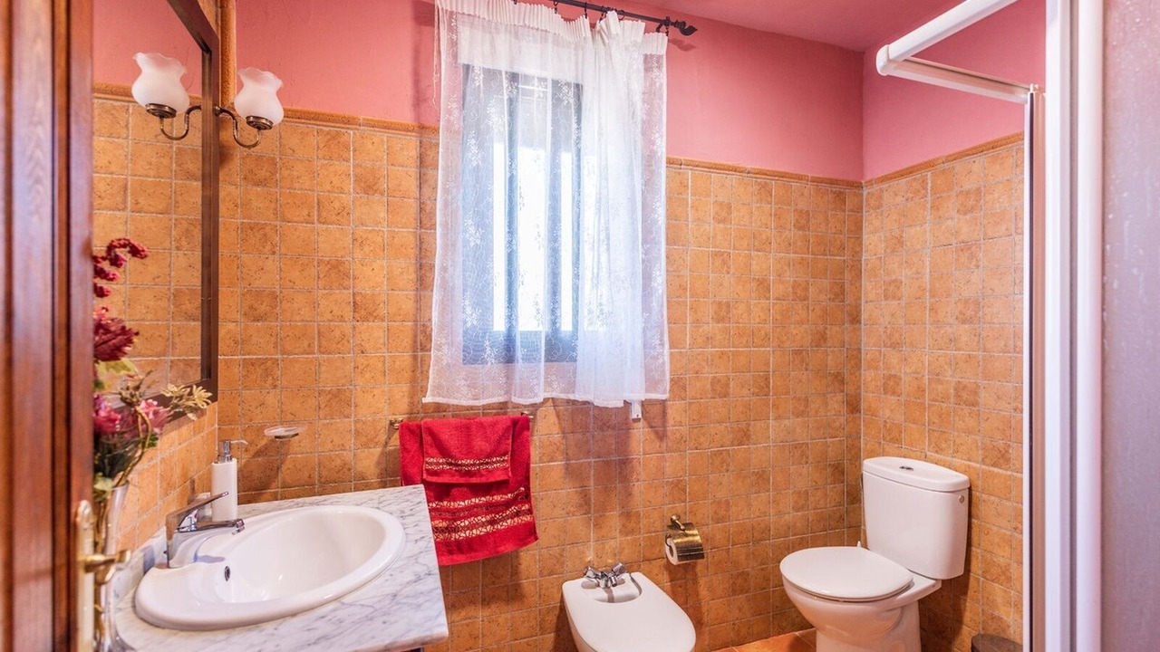 Photo of Bathroom in Itrabo
