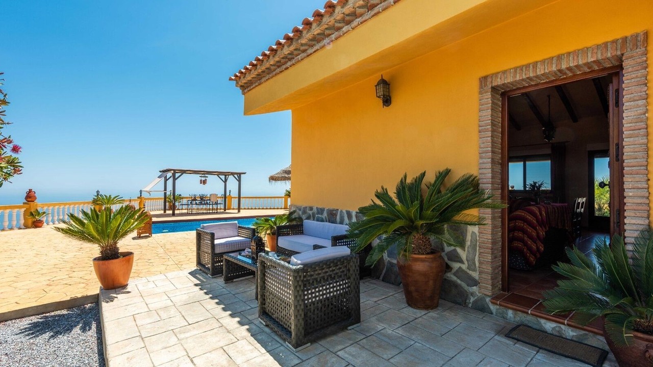 Photo of Patio Balcony in Itrabo