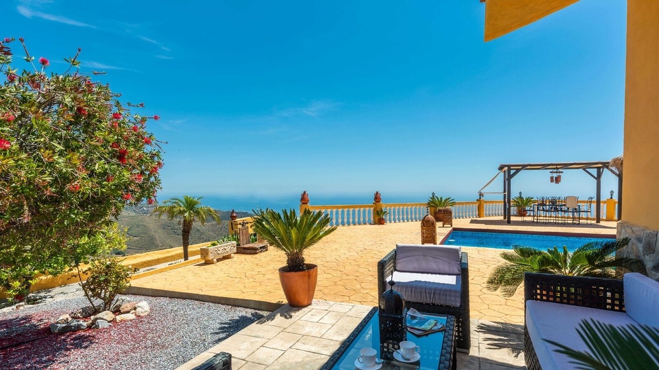 Photo of Patio Balcony in Itrabo