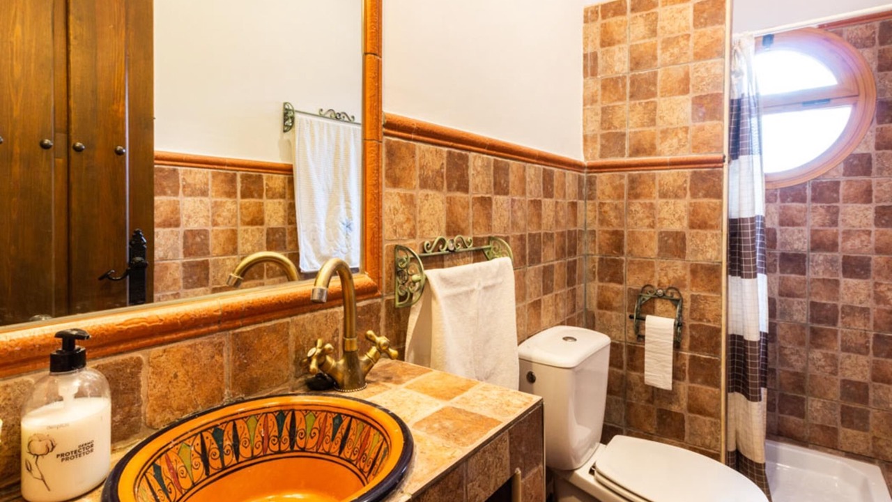 Photo of Bathroom in Niguelas