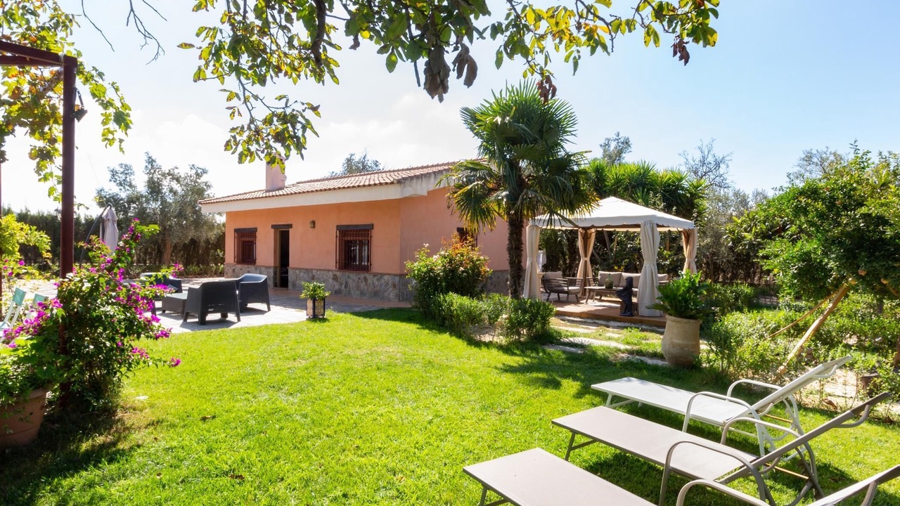Photo of Patio Balcony in Niguelas