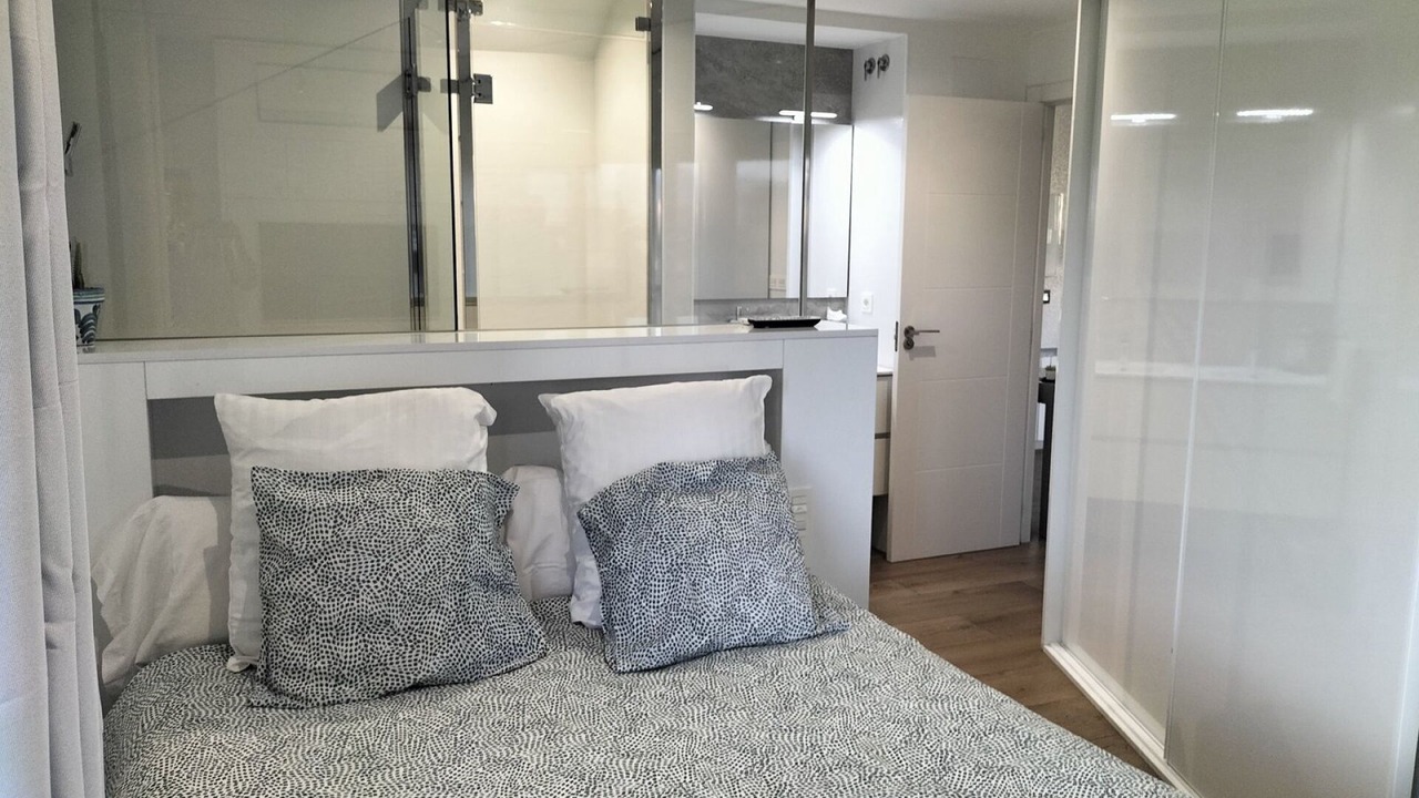 Photo of Bedroom in Central District