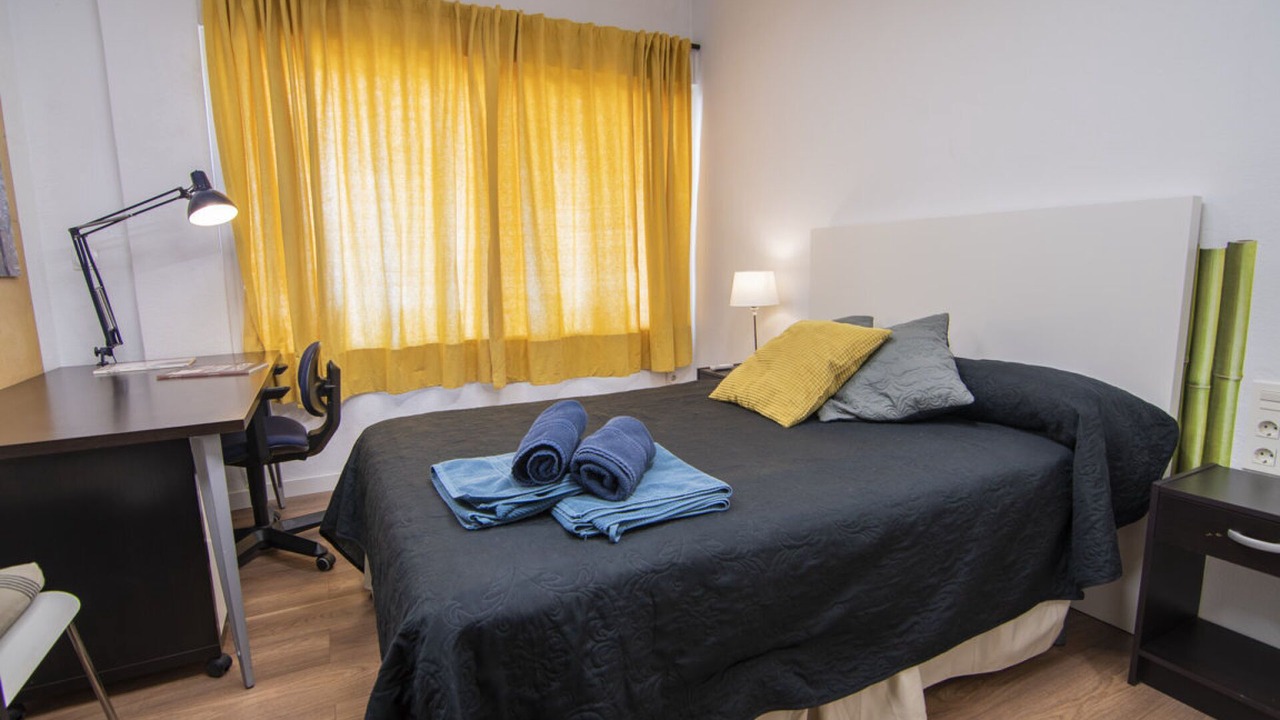 Photo of Bedroom in Figares