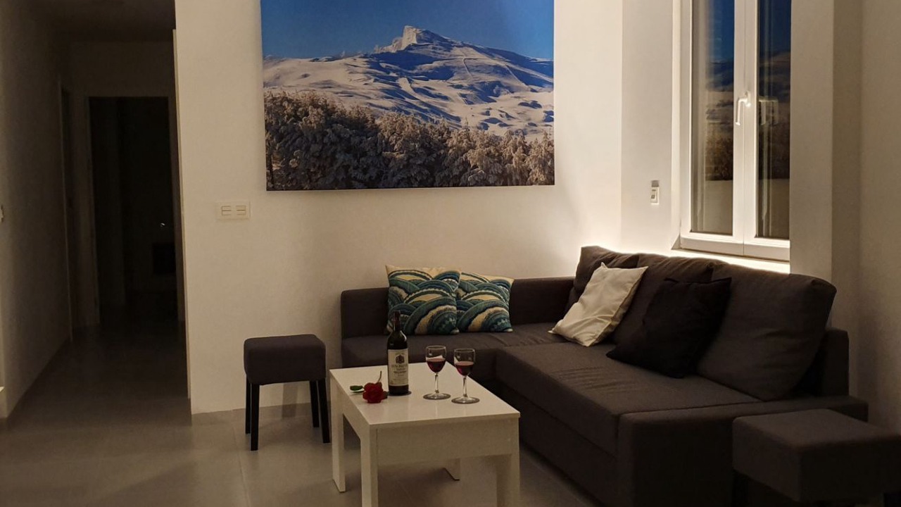 Photo of Livingroom in Central District