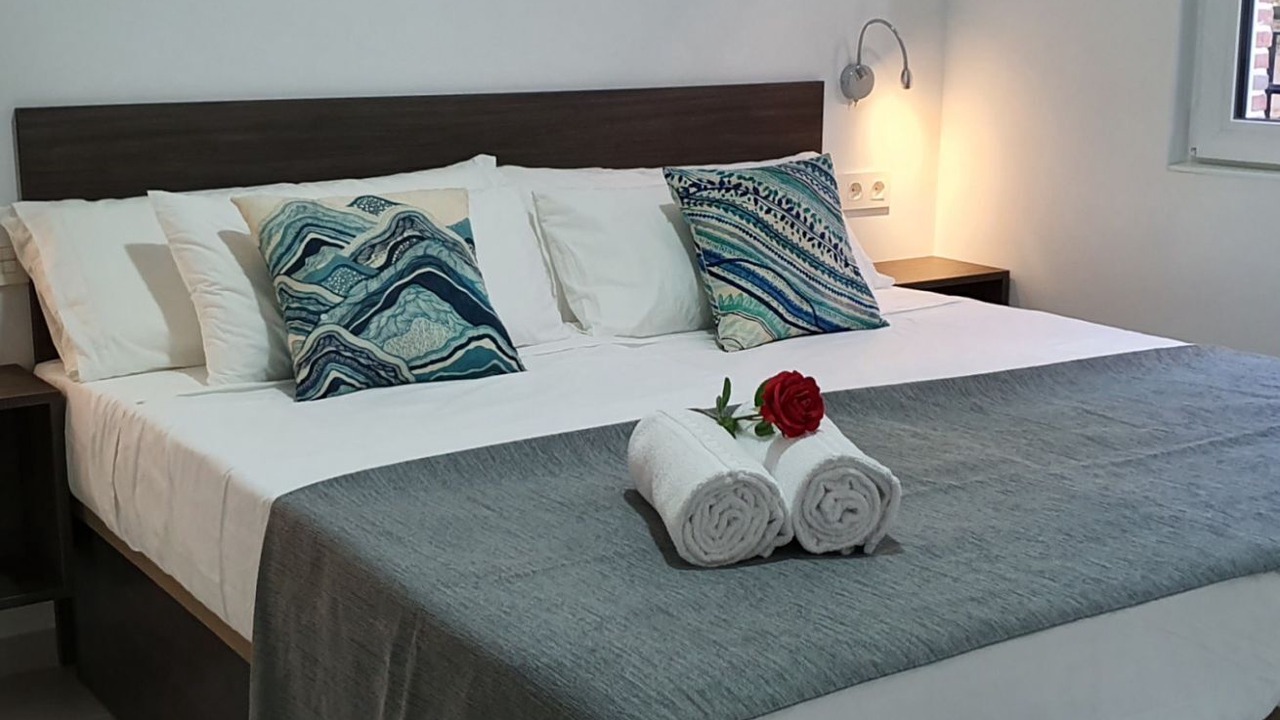 Photo of Bedroom in Central District