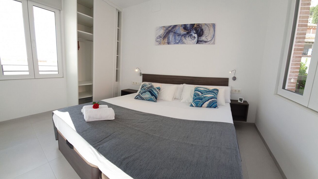 Photo of Bedroom in Central District