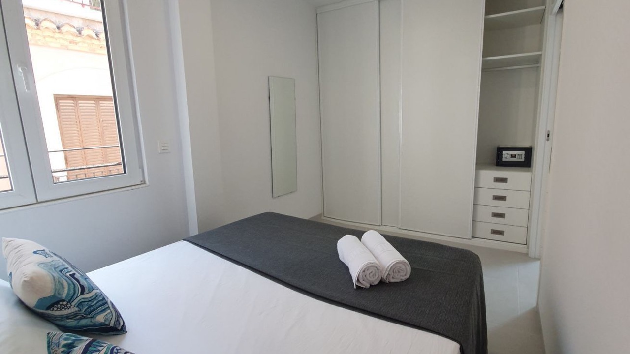 Photo of Bedroom in Central District