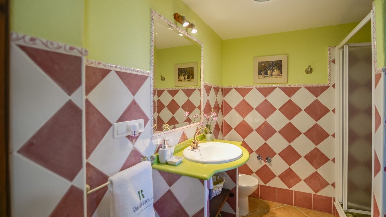 Photo of Bathroom in Orgiva
