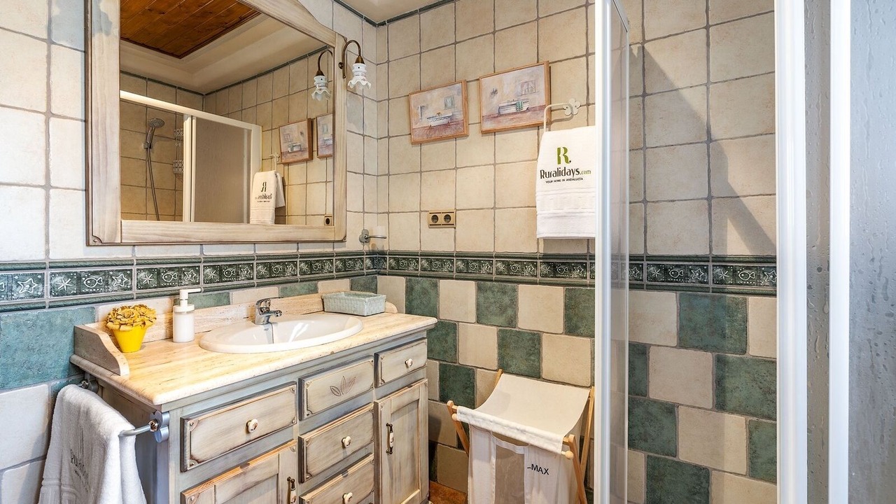 Photo of Bathroom in Salar