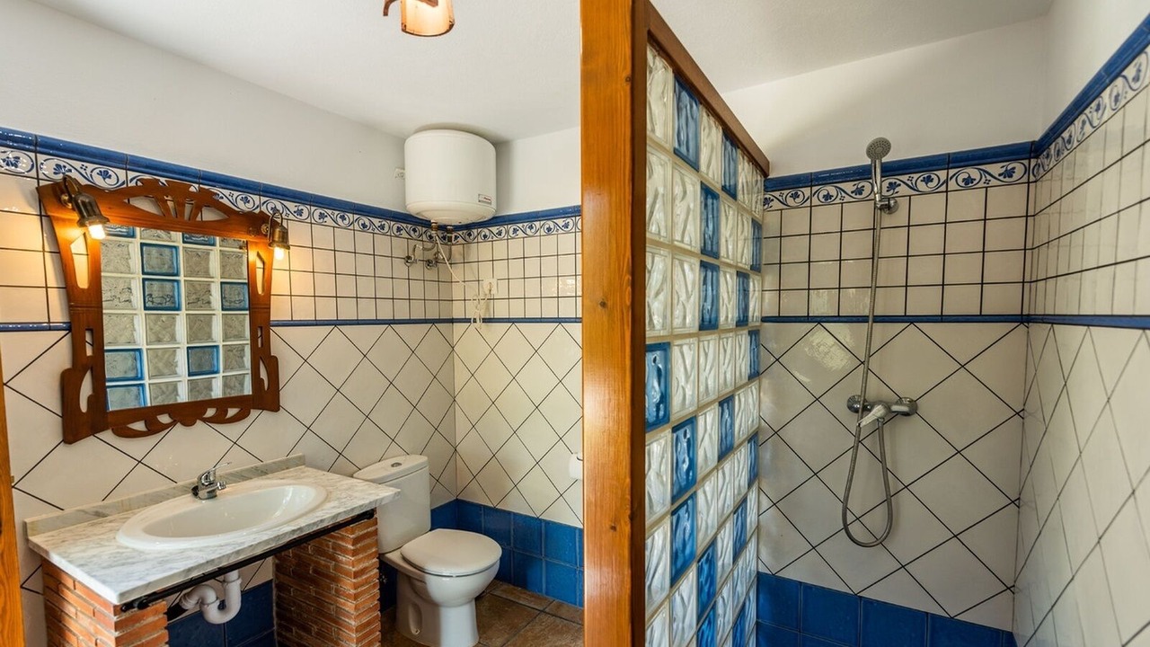 Photo of Bathroom in Orgiva