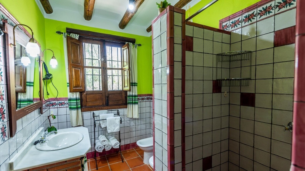 Photo of Bathroom in Orgiva