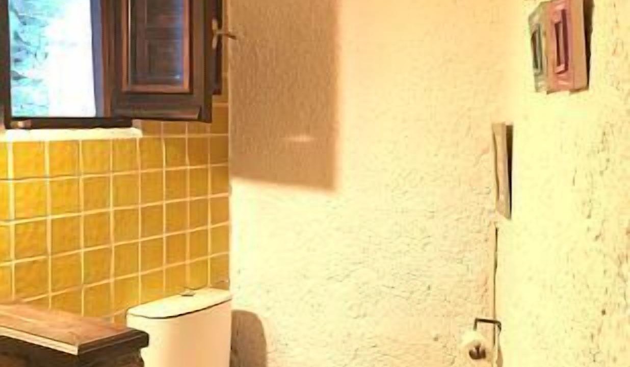 Photo of Bathroom in Mecina Fondales