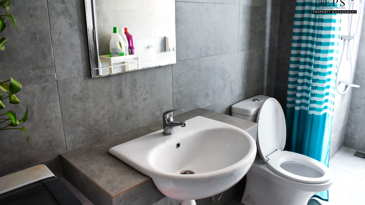 Photo of Bathroom in Usj 1