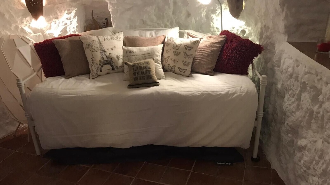 Photo of Bedroom in Baza
