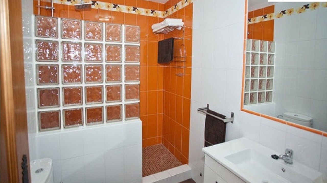 Photo of Bathroom in Guevejar