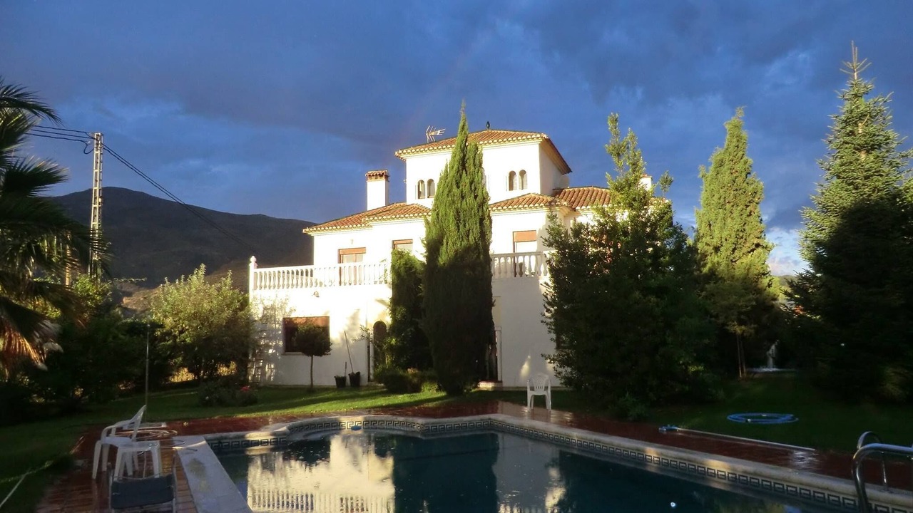Photo of Outdoor in Jatar