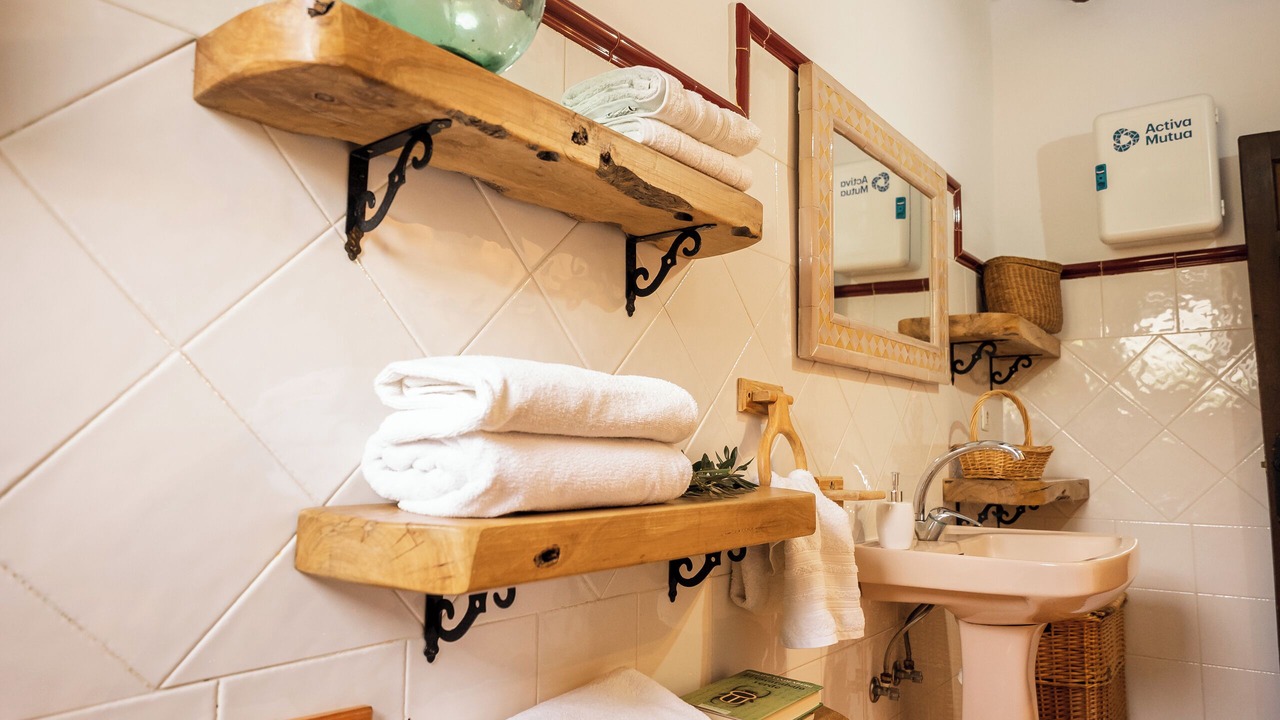 Photo of Bathroom in Orgiva