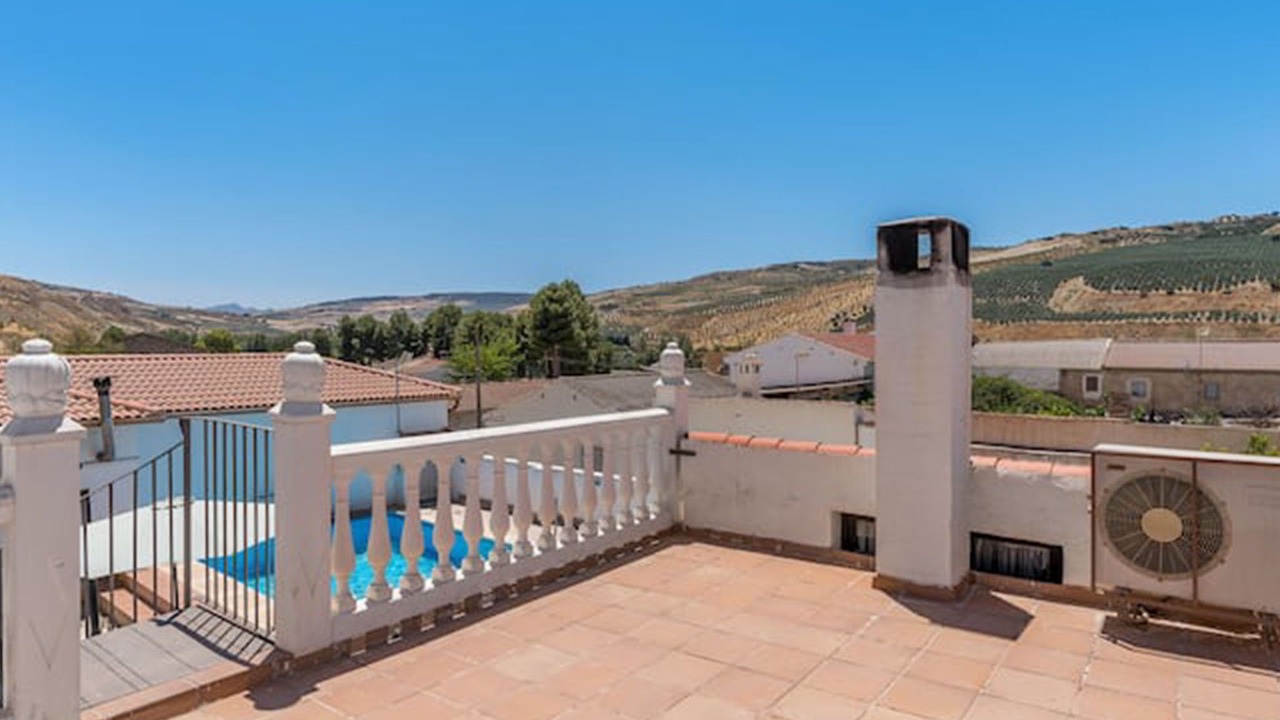 Photo of Outdoor in Cacin