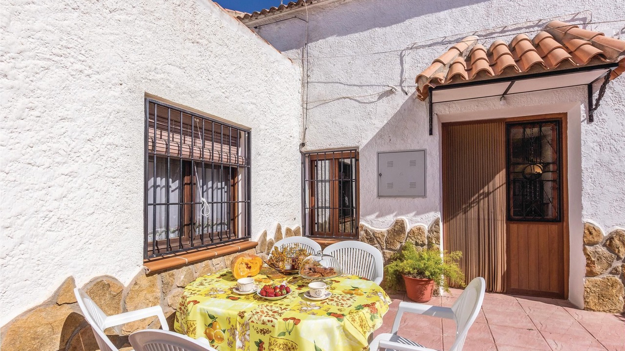 Photo of Outdoor in Cuevas del Campo