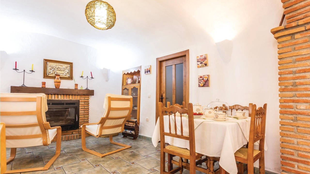 Photo of Bedroom in Cuevas del Campo