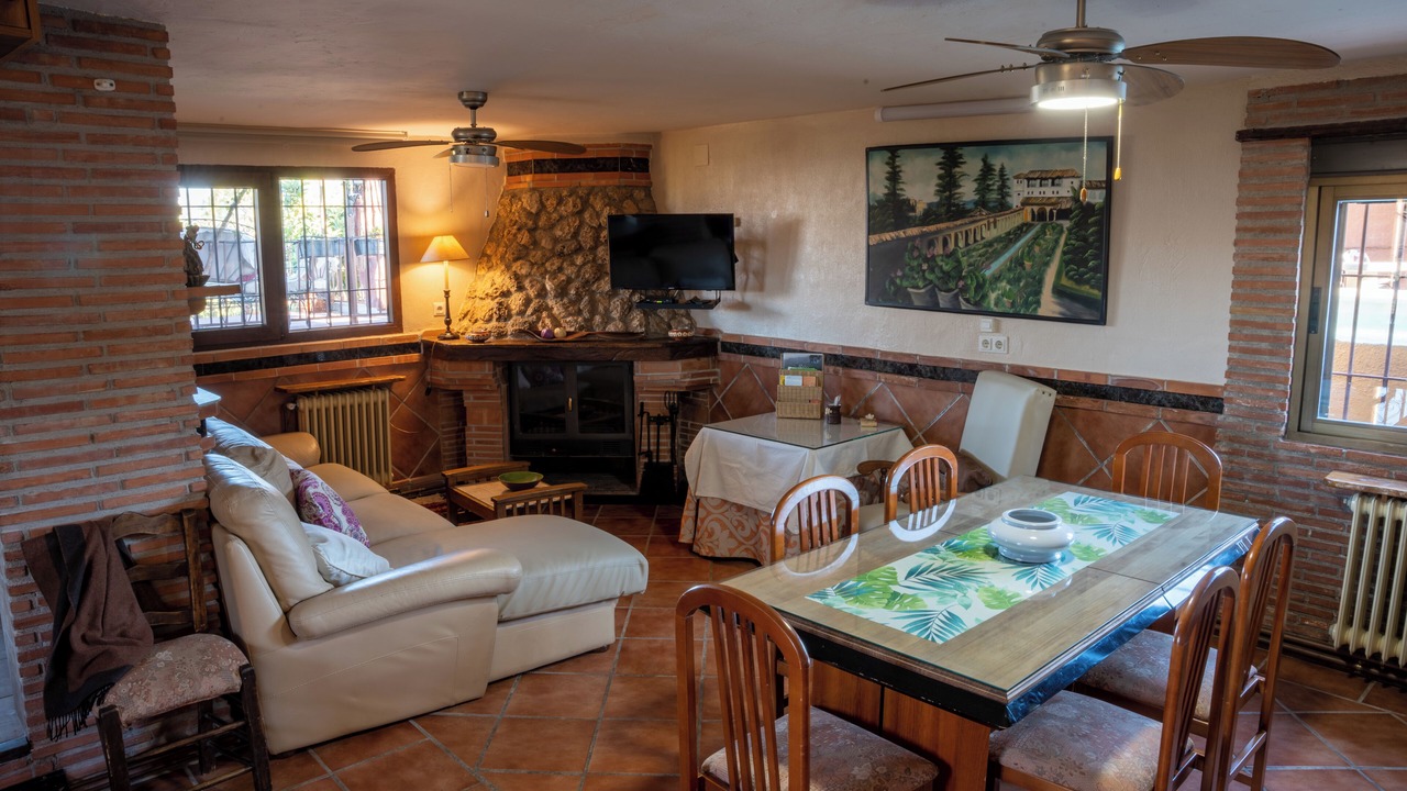 Photo of Livingroom in Albunuelas