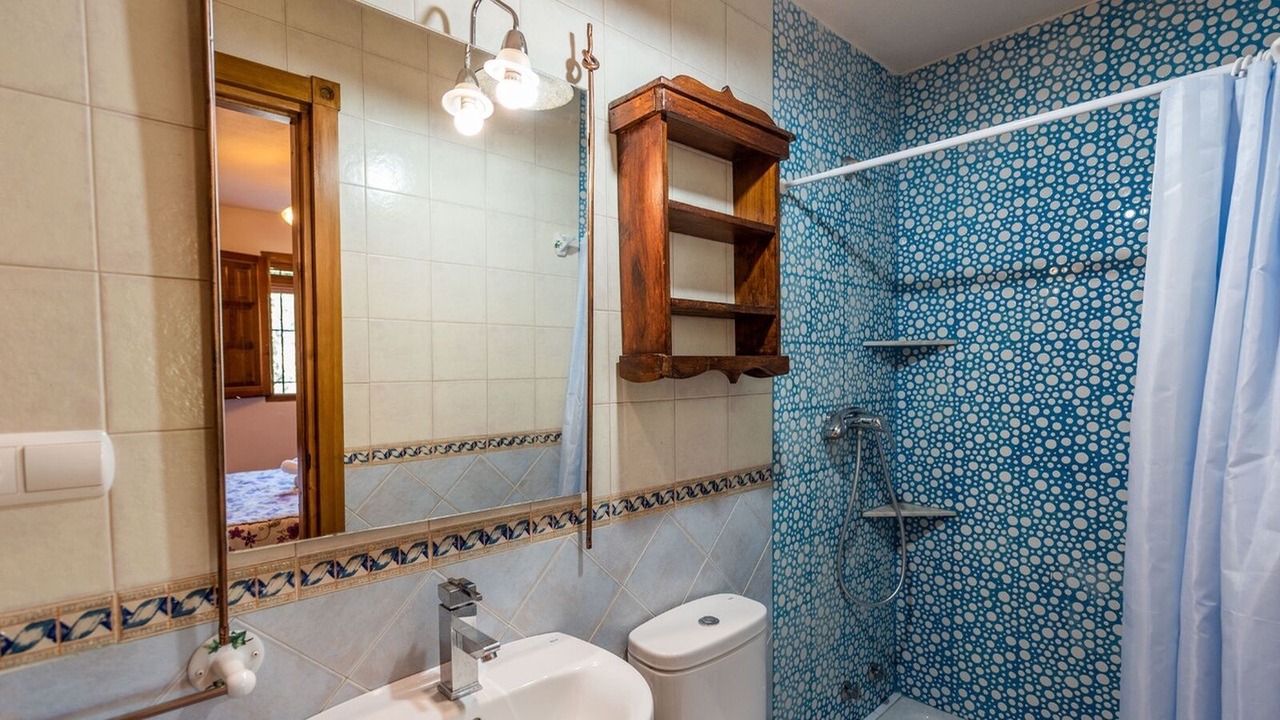 Photo of Bathroom in Niguelas