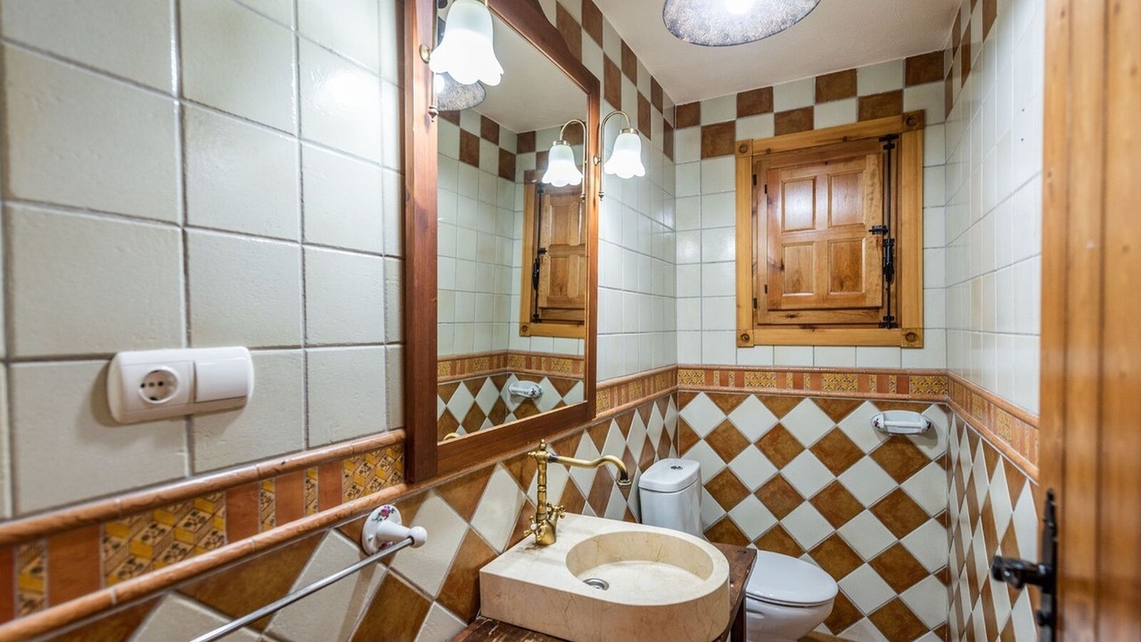 Photo of Bathroom in Niguelas