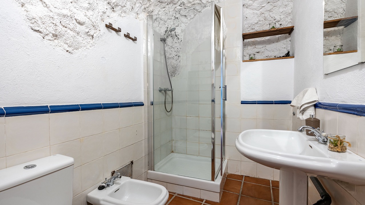 Photo of Bathroom in Sacromonte