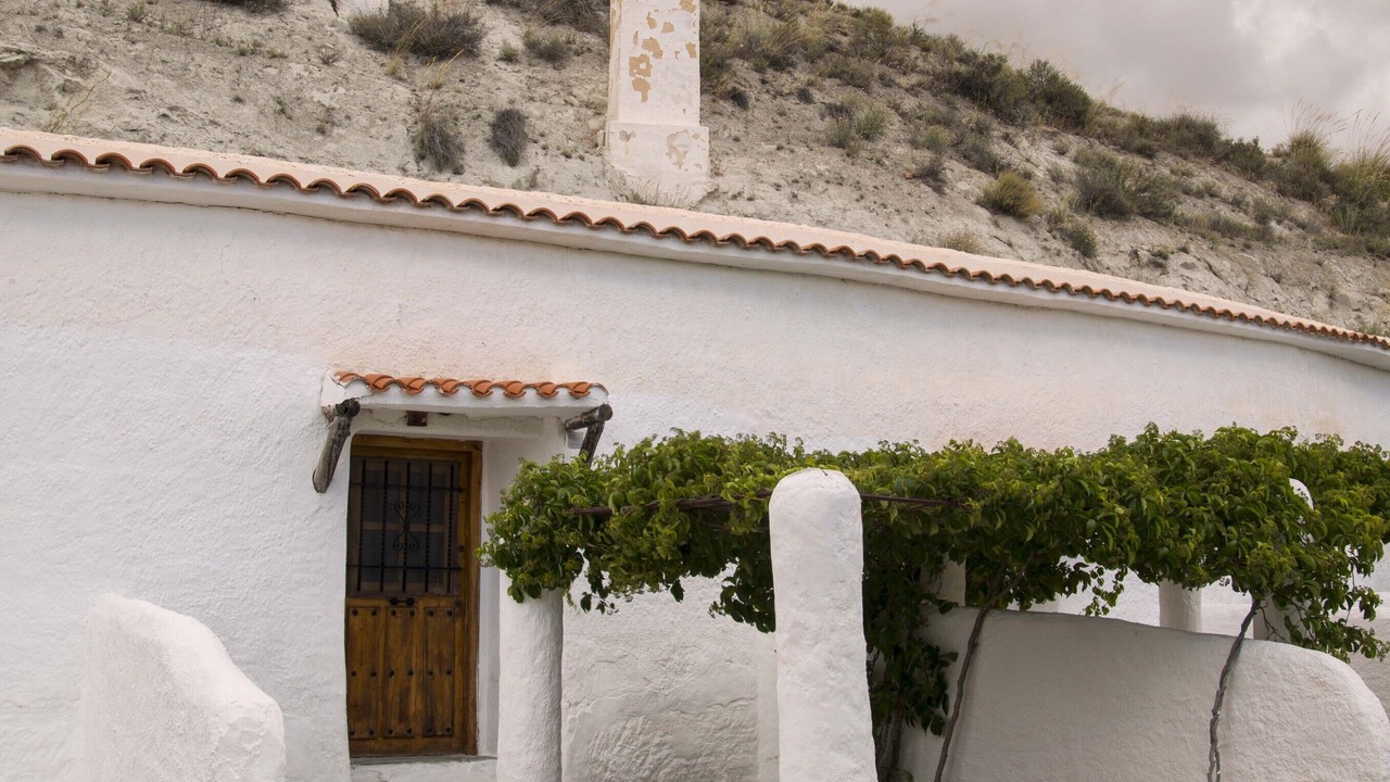 Photo of Outdoor in Baza