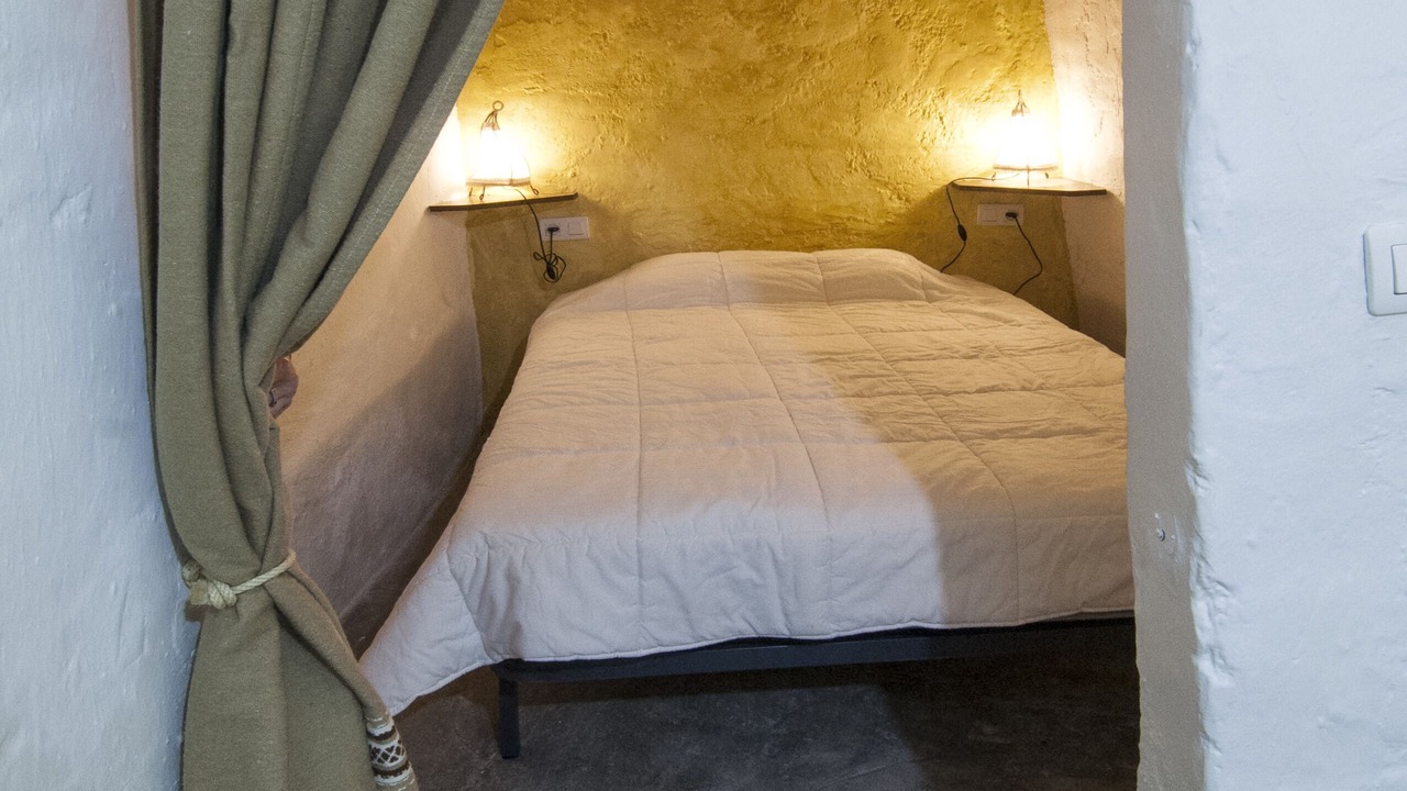 Photo of Bedroom in Baza