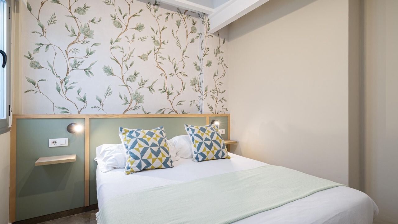 Photo of Bedroom in Central District